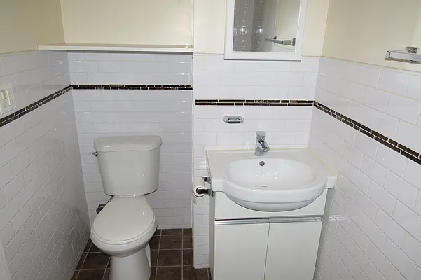 Rented by Capri Jet Realty Corp | media 15