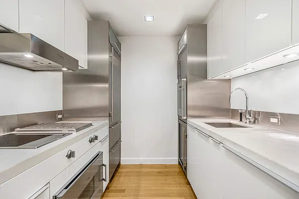 Sold by Compass | media 4