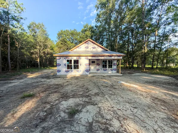 56 Ellabell Loop Rd, Ellabell, GA 31308