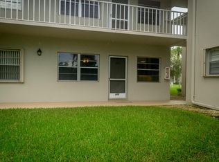 31 Lake Vista Trl APT 105, Port Saint Lucie, FL 34952
