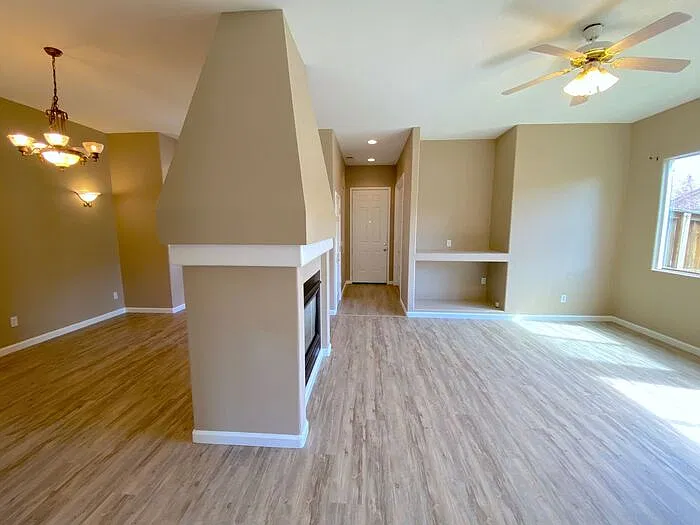 10595 Bliss Ct — Photo 6