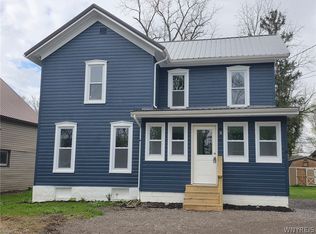 56 Main St, Wyoming, NY 14591