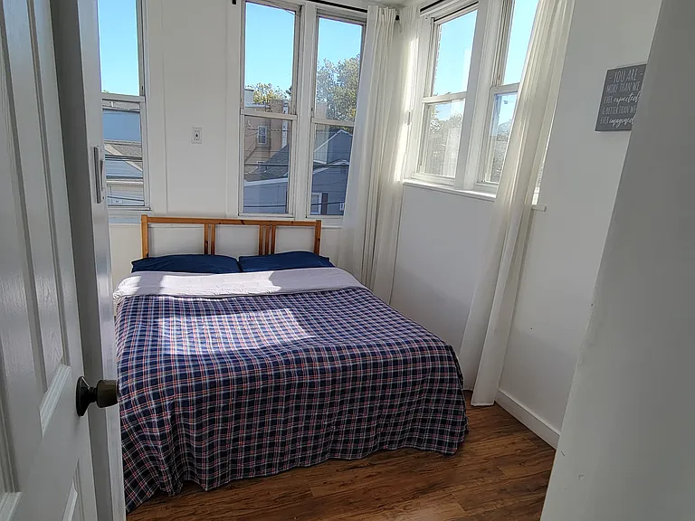 87 Chestnut Ave #2 — Photo 13
