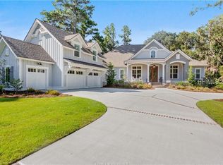 2 Baltusrol Ct, Bluffton, SC 29910