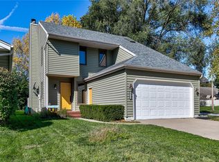 4522 80th Pl, Urbandale, IA 50322