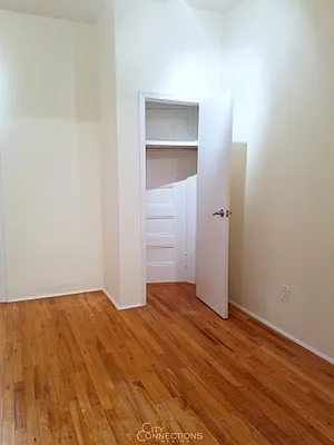 Rented by City Connections Realty | media 29