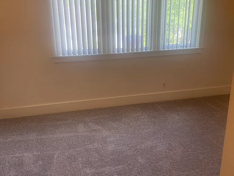 5006 Curtis Ave — Photo 2