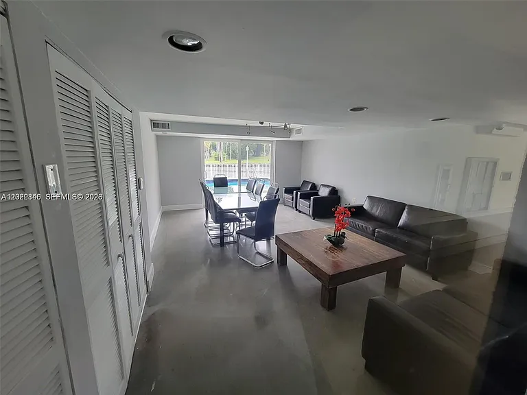 1740 NW North River Dr #512 — Photo 10