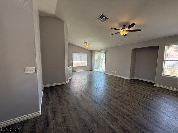 4th image of 5029 Vista Del Rancho Way