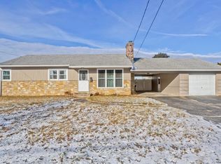 5 Carol Ave, Easthampton, MA 01027