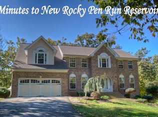 218 Greenbank Rd, Fredericksburg, VA 22406