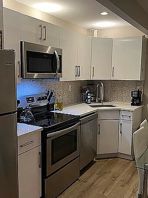 5th image of 86-57 Midland Pkwy #3B