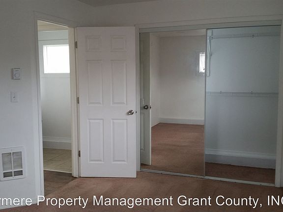 3rd image of 1016 W Gem Ave #B