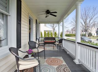 150 Wellington Rd, Garden City, NY 11530