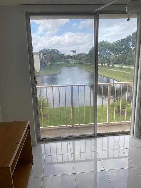 14307 Bedford Dr 3050 Delray Beach Fl 33446 Mls Rx10694559 Zillow 14307 Bedford Dr 3050 Delray Beach, Delray Glass Delray Beach Fl