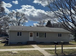 1321 E Hanson Ave, Mitchell, SD 57301