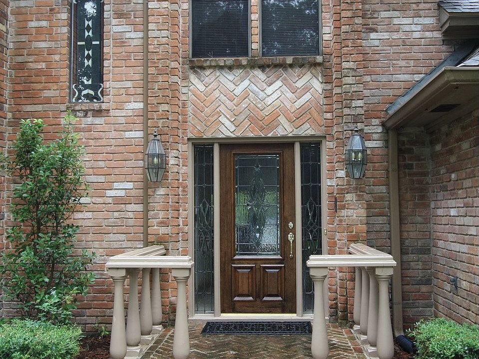 Front entry to your new home.