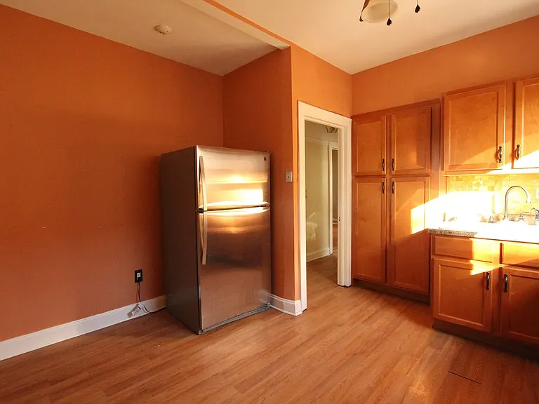 7414 S Prairie Ave — Photo 10