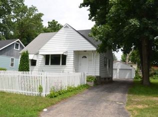 908 Ridgewood Way, Madison, WI 53713