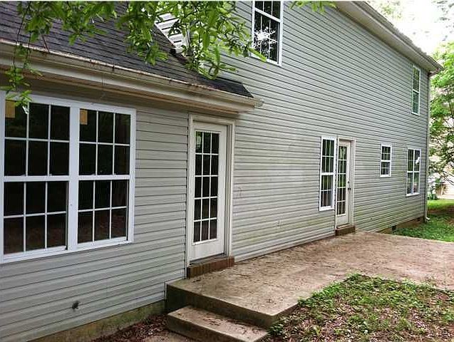 2nd image of 7374 Applegate Ln