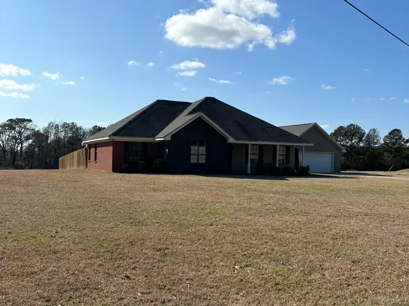 111 Bates Ave, Purvis, MS 39475