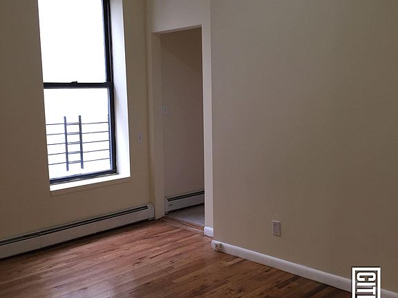 3rd image of 608 Saint Nicholas Ave APT 5R