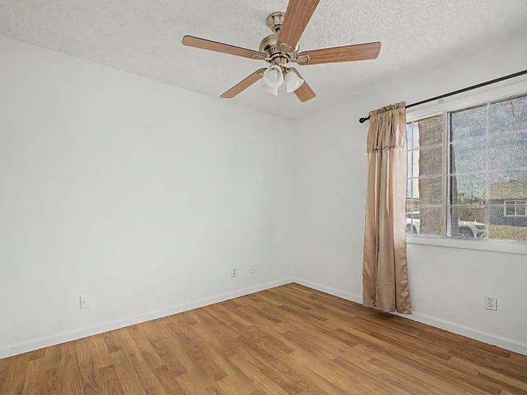 5232 W Mauna Loa Ln — Photo 3