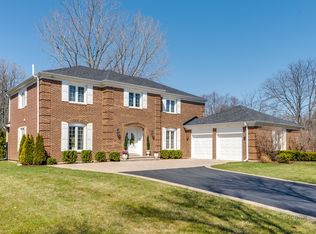 560 Buena Rd, Lake Forest, IL 60045