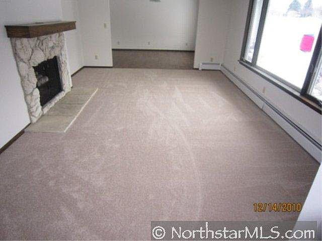 2nd image of 510 NW HORSESHOE Drive