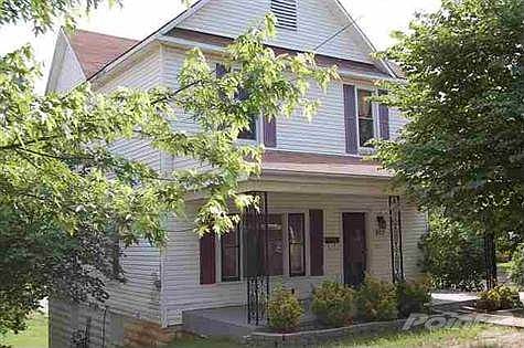 1st image of 902 N Main St