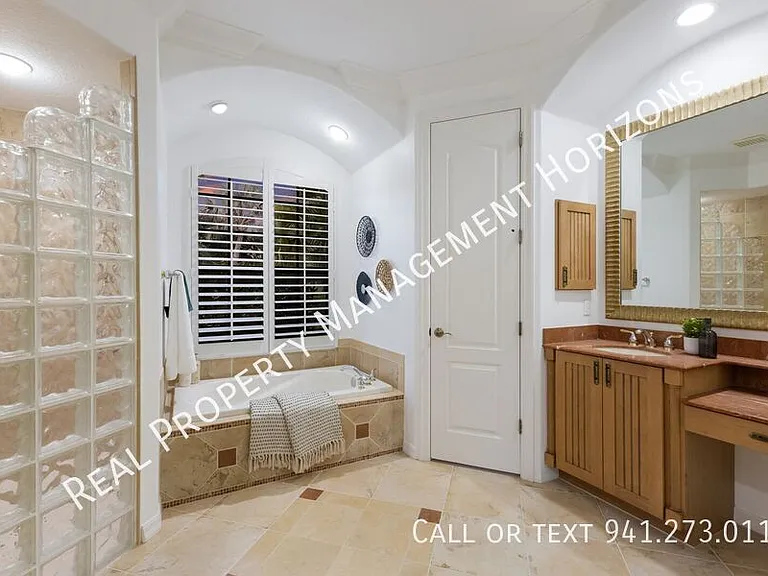 4668 Tuscana Dr — Photo 38