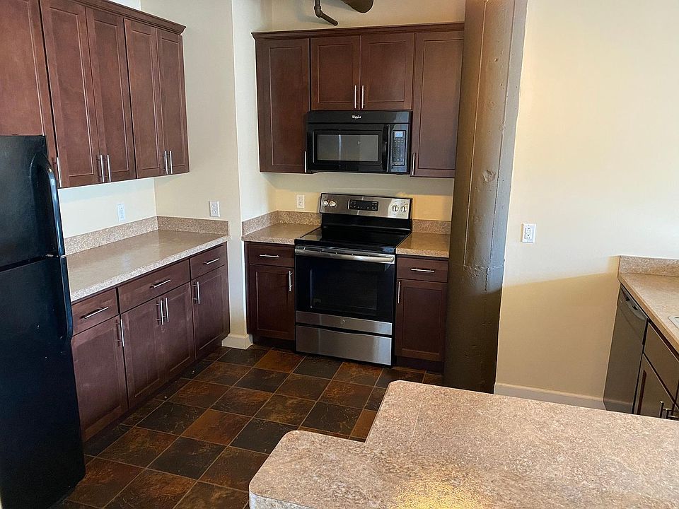 1st image of 202-159 W Pearl St #202
