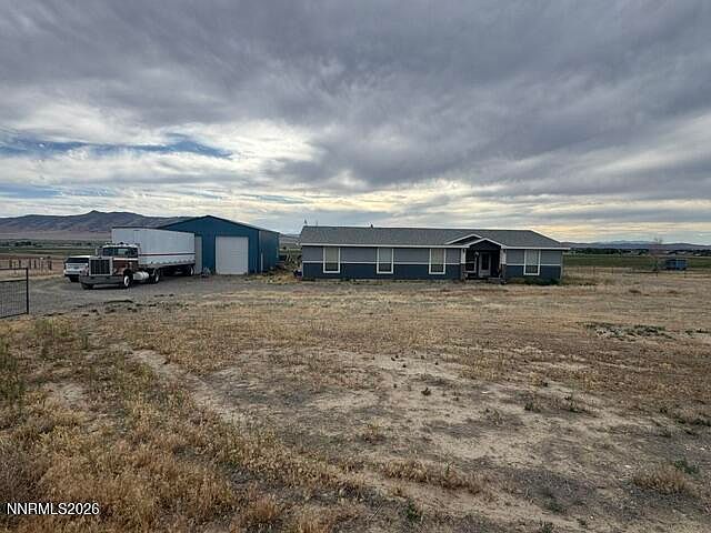 1st image of 10360 Spur St