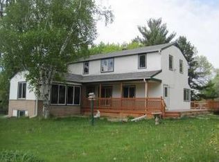 6572 50th St N, Oakdale, MN 55128