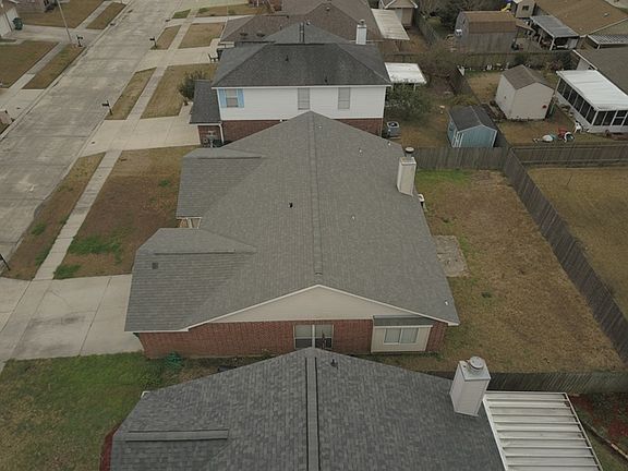 2nd image of 4908 Liberty Oak Dr