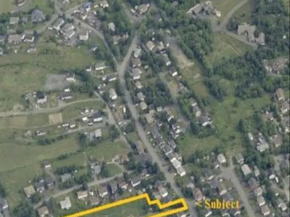21 Greenslades Road, Long Pond, NL A1W5H1