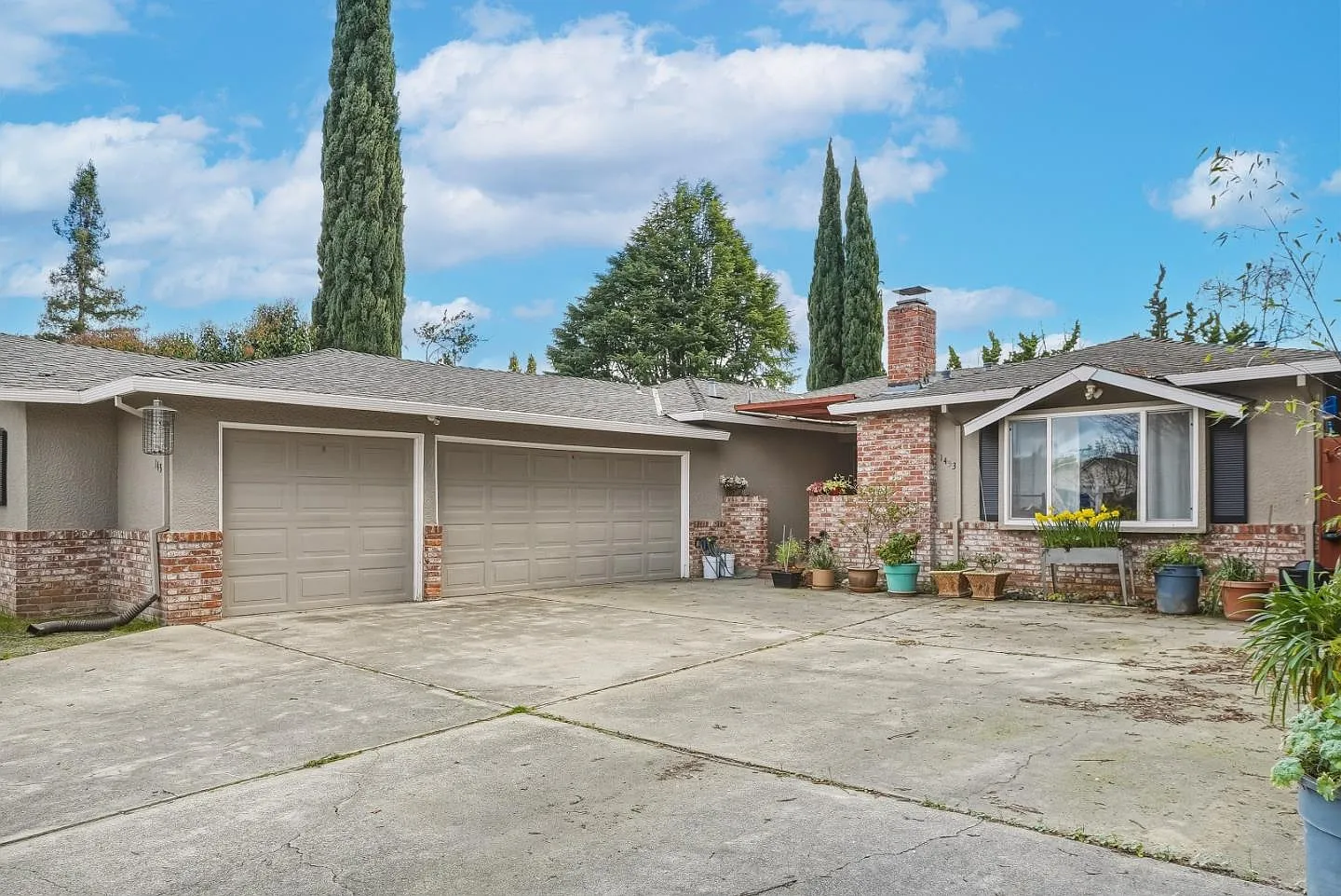 1451 Tyler Park Way photo 1