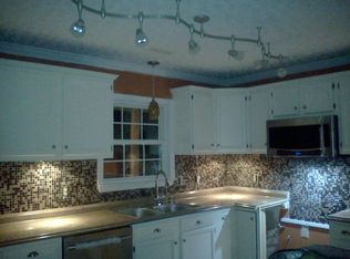 8185 Tate Rd, Ruther Glen, VA 22546