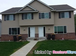 423A Wabasha St, Saint Peter, MN 56082