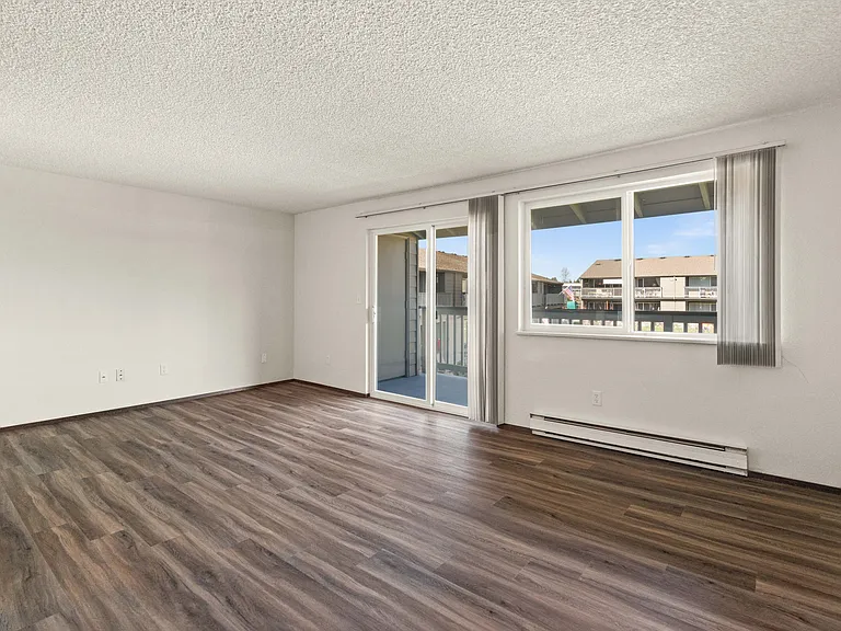 1 Bed 1 Bath Standard - 716 Sq Ft 1 Bed 1 Bath Standard - 716 Sq Ft