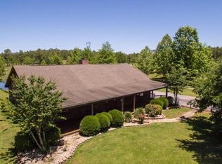 13422 Stennis Rd, Ocean Springs, MS 39565