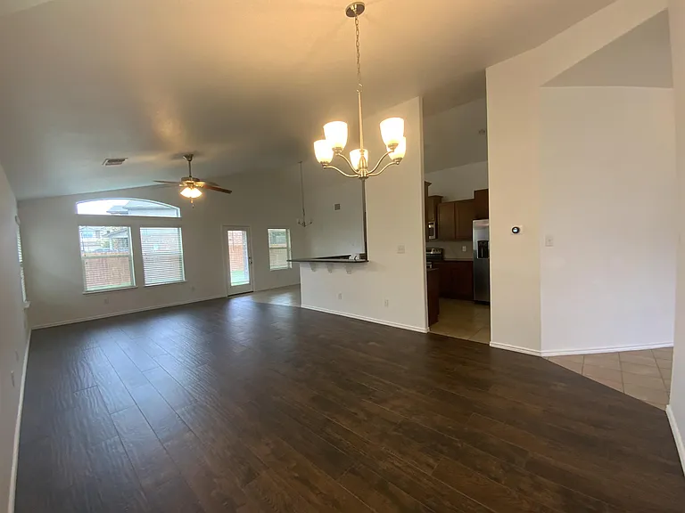 6709 Mustang Creek Rd — Photo 7