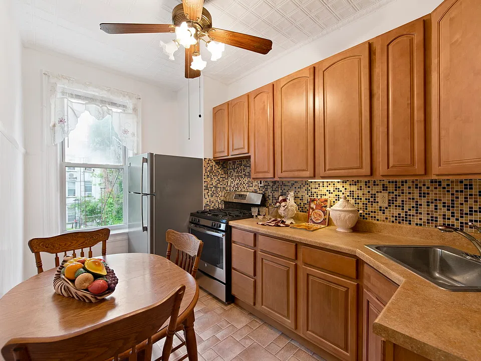 458 Senator St #2
