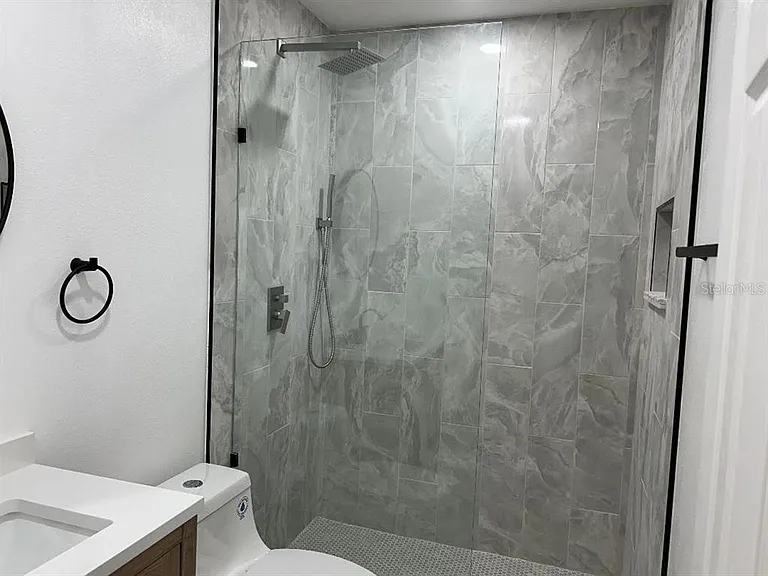 4611 W McElroy Ave — Photo 23