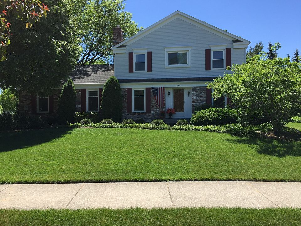 Beautifully landscaped front