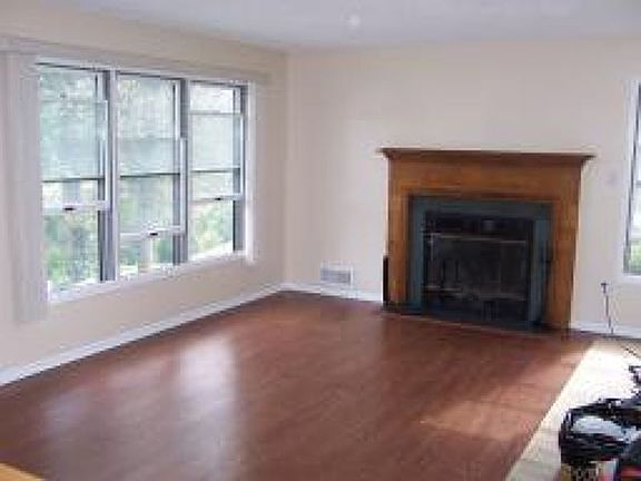 2nd image of 66 Portsmouth Ct #2115