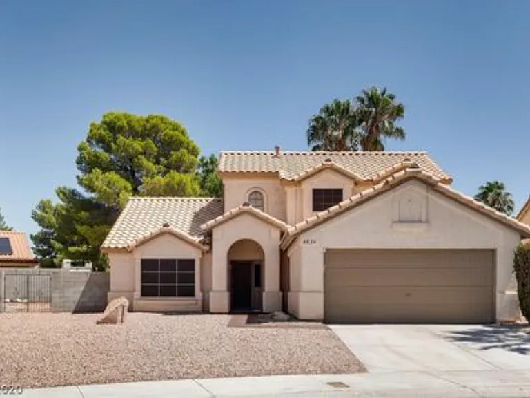 4824 Norway Ln — Photo 1