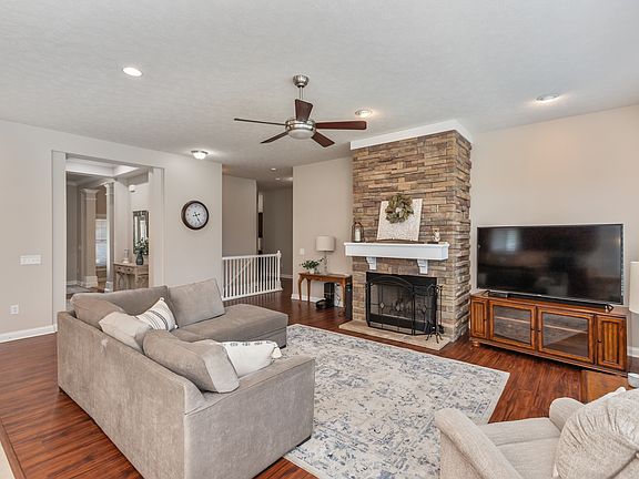 5th image of 1343 Trescott Dr