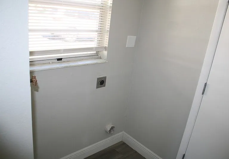 3526 Glenburn Ct — Photo 7
