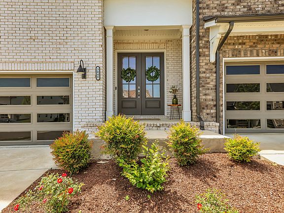 4th image of 3048 Wiltshire Park Pl
